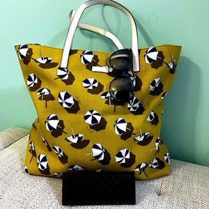 Gorgeous Gucci Canvas Tote Bag